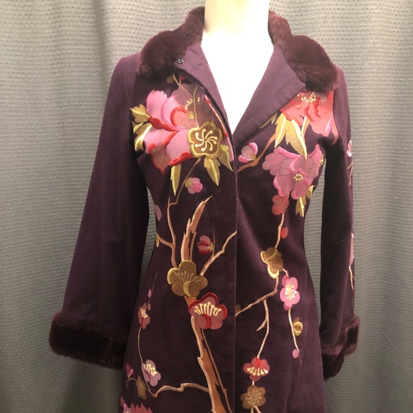 Jackets & Blazers - Vintage Embroidered Coat